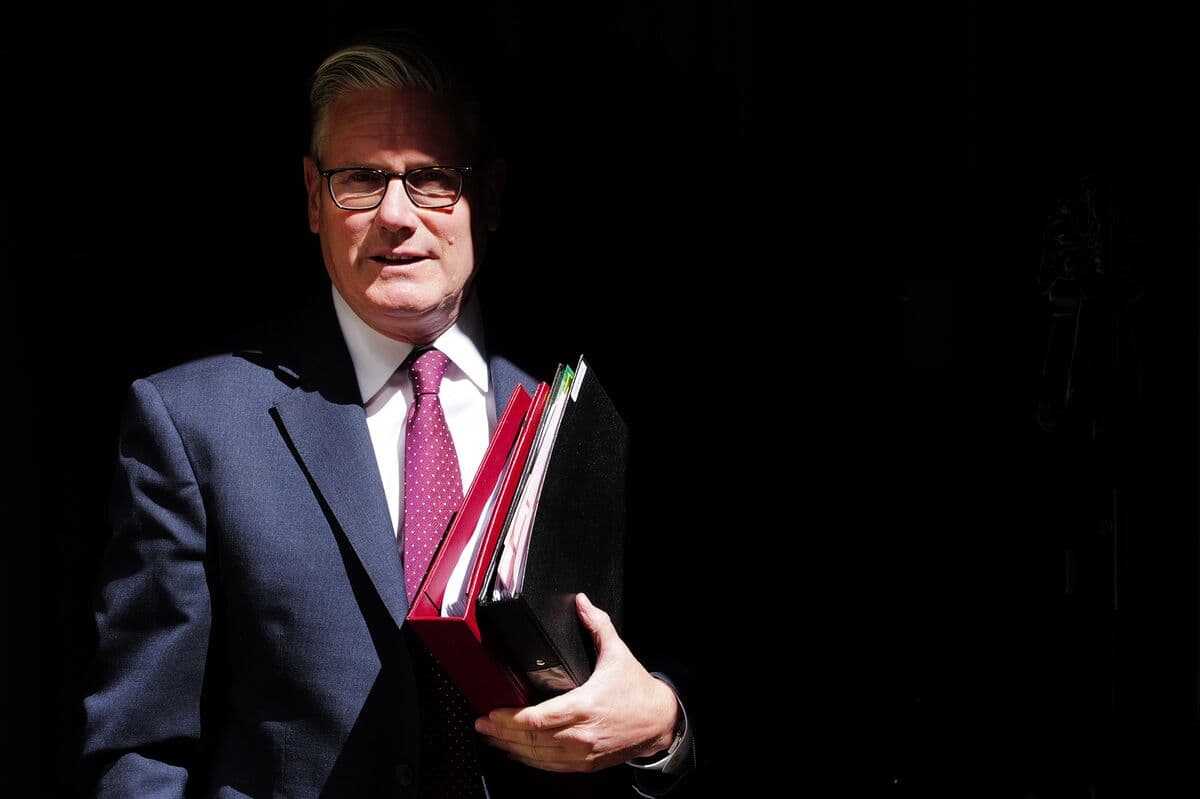 Starmer Vows to Serve 10 Years But May Face Challenge in Days