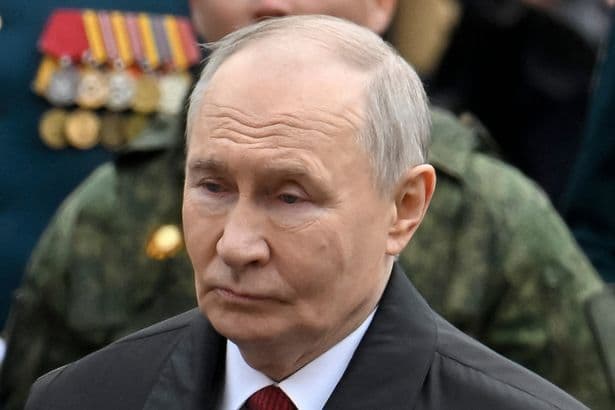Putin makes chilling 'victory' speech as bodyguards 'bring nuclear briefcase'