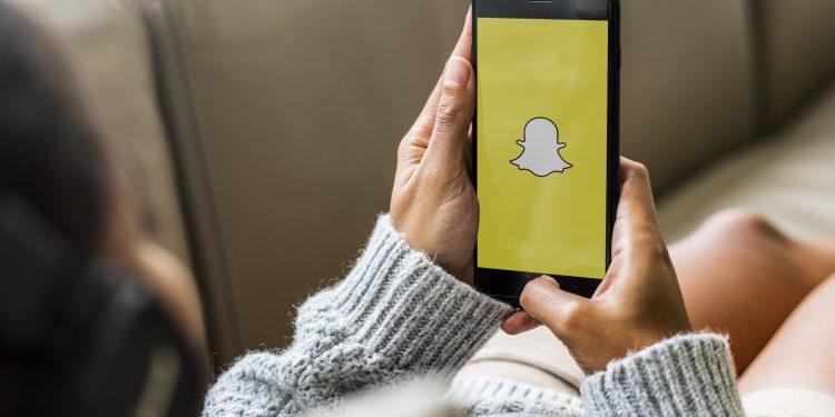 Snapchat Launches AI Chatbot My AI with Mixed Reviews