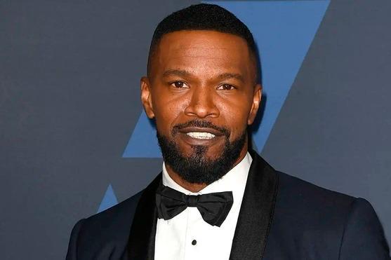 Jamie Foxx recuperating after hospital stay