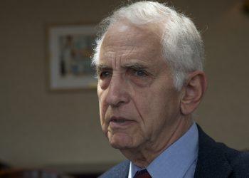 Daniel Ellsberg, Whistleblower Who Exposed Vietnam War Secrets, Dies at 92