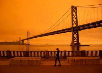 U.S. East Coast Grapples with Canadian Wildfire Smoke Crisis, Disrupting Daily Life