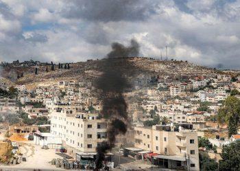 Israeli Forces Raid Jenin Refugee Camp, Resulting in Palestinian Deaths and Escalation of Violence