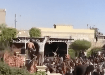 Protesters Storm Swedish Embassy in Baghdad Over Quran Burning