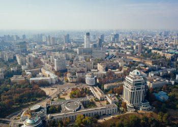 Explosions Rock Kyiv as African Leaders Arrive for Peace Mission in Ukraine