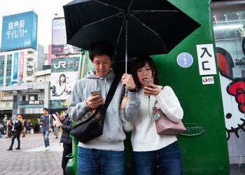 Japan’s Population Falls in All Regions, Foreign Residents Reach Record High