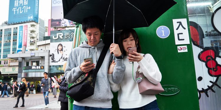 Japan’s Population Falls in All Regions, Foreign Residents Reach Record High