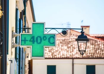 Extreme Heat Continues to Grip Southern Europe, Red Alerts Issued in Italy