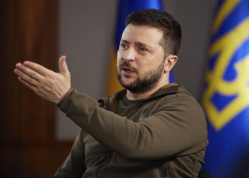 Zelenskyy Invites Trump to Kyiv Amid War Efforts