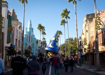 Hollywood Studios and Writers’ Union on the Edge of a Game-Changing Resolution to Historic Strike