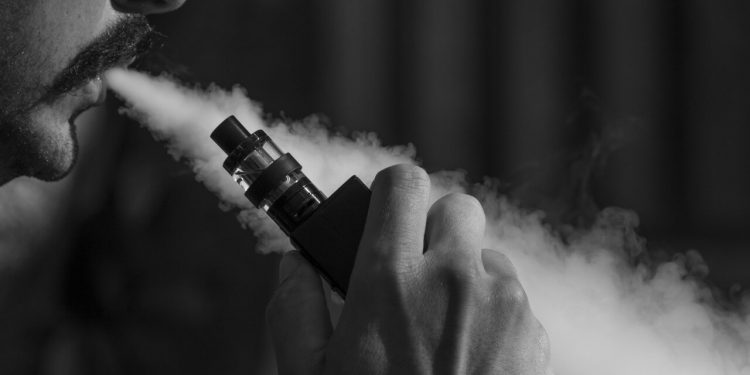 France to Prohibit Disposable E-Cigarettes Due to Environmental and Youth Health Concerns