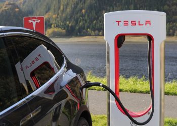 Tesla Triumphs in 2023 with Record Deliveries and Strong Demand, Despite Market Challenges