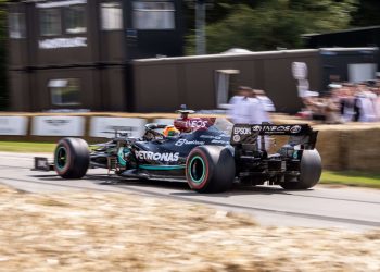 Mercedes-AMG PETRONAS F1 Team Takes Pole Position in Sustainability with Landmark Climate Pledge