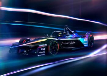 Formula E Unveils Blazing-Fast GEN3 Evo Race Car